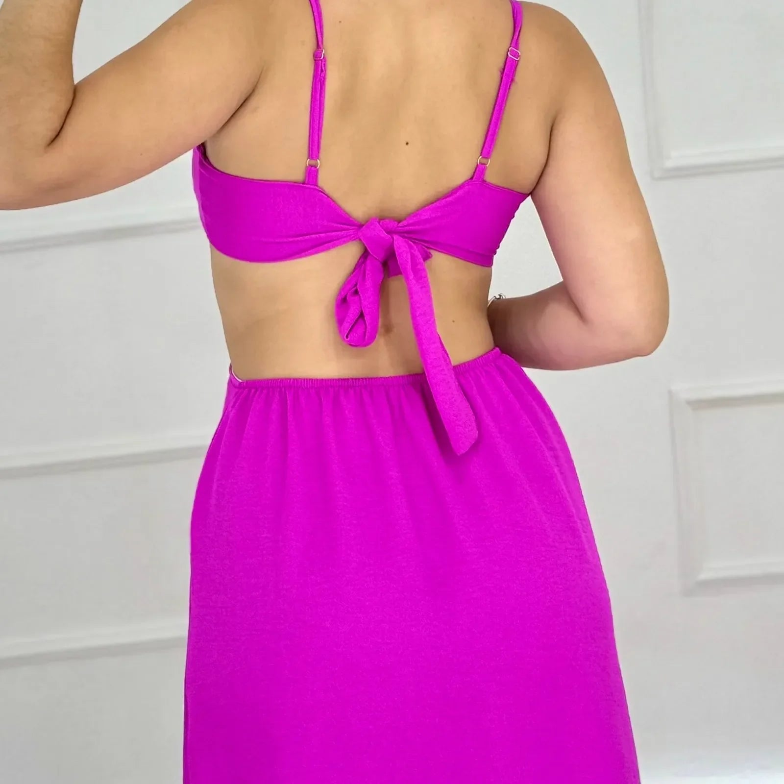 Vestido Luara Max Midi Fucsia